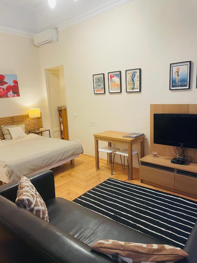 Studio B Budapest Esterno foto